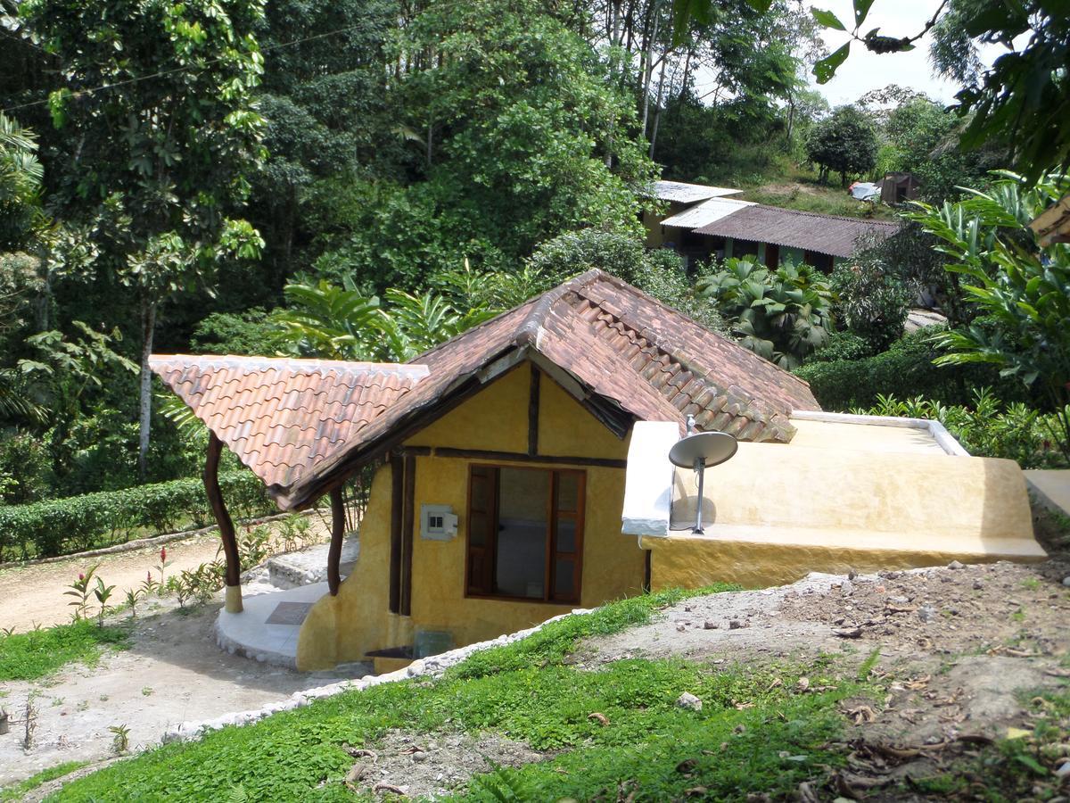 Hostería el encanto San Miguel de los Bancos Exterior foto